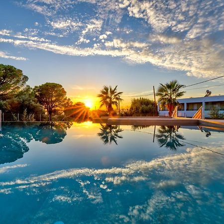 Villa Amberblue Pefkos Pefki Екстериор снимка