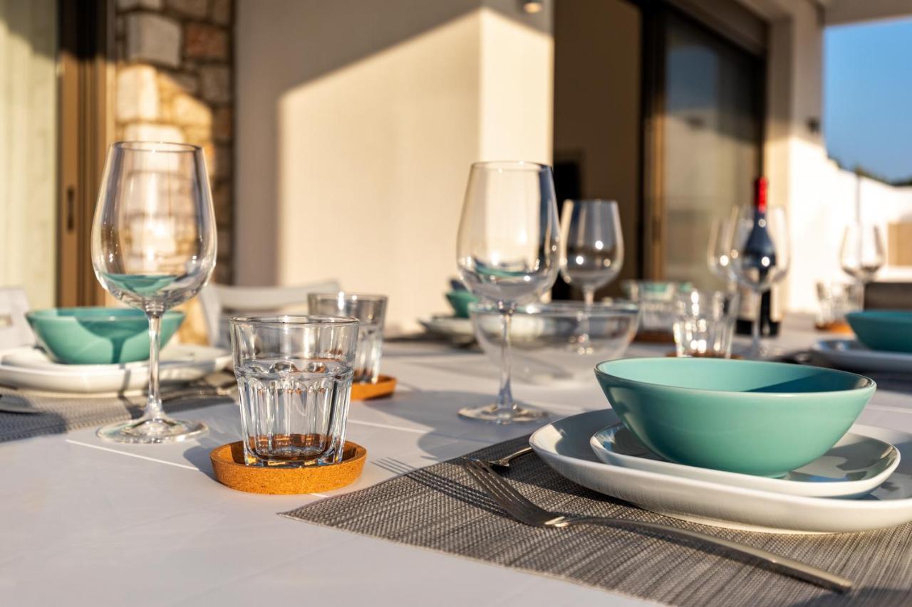 Villa Amberblue Pefkos Pefki Екстериор снимка